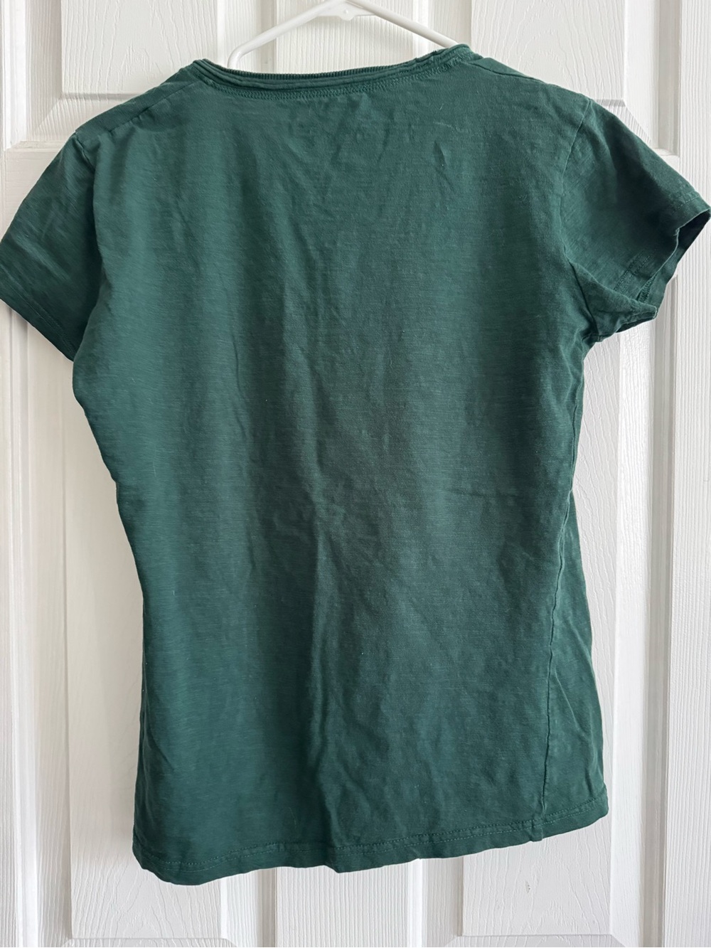 Green Hawaii Logo V-Neck Tee. Size: Large - Picture 5 of 5